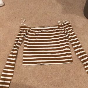 long sleeve crop top